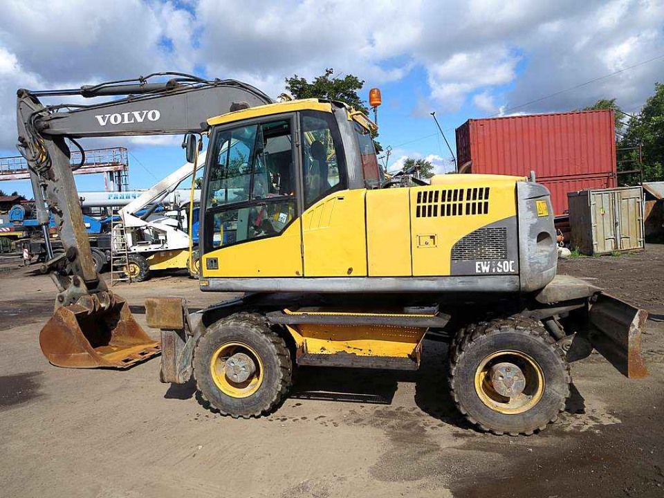  Экскаватор Volvo EW 160 C  2007 года