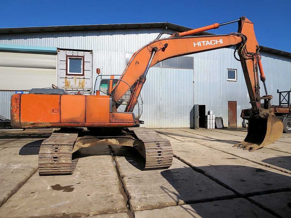  Экскаватор Hitachi EX200LC-5  1999 года