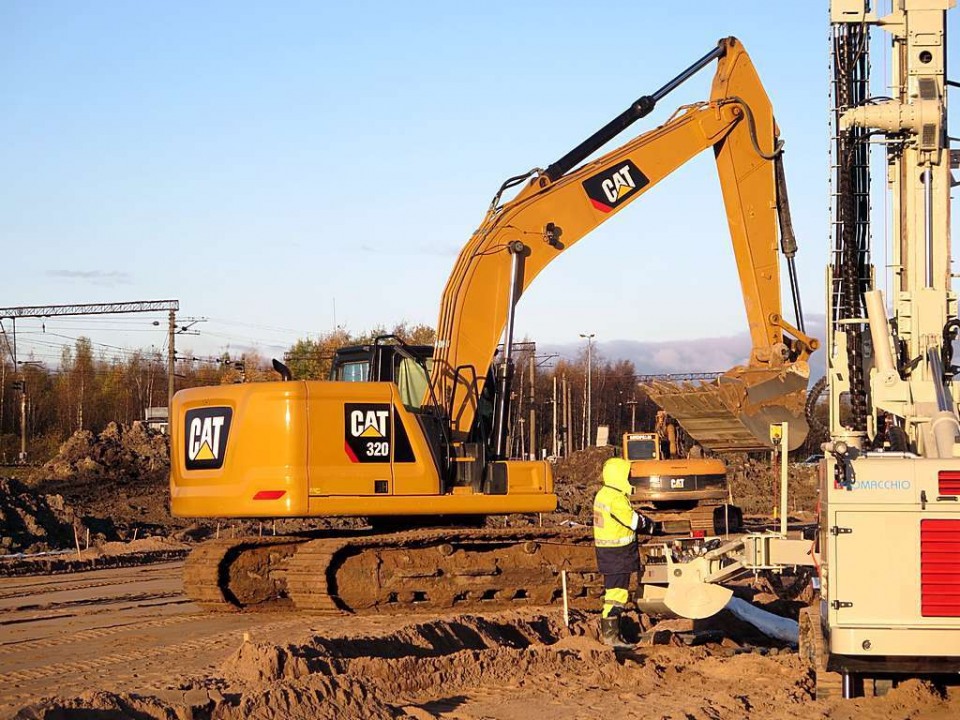  Экскаватор Caterpillar 320  2020 года