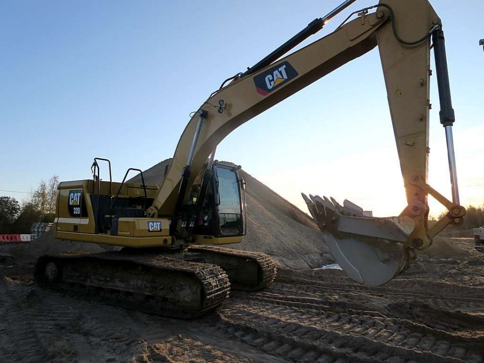  Экскаватор Caterpillar 320  2020 года