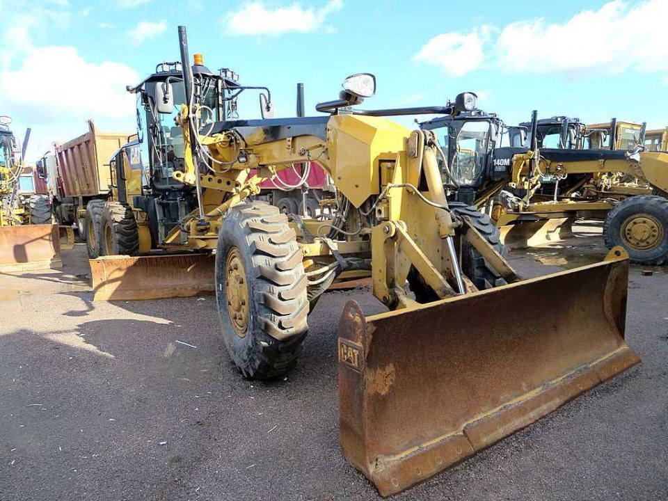 Caterpillar 140M AWD  2020 года