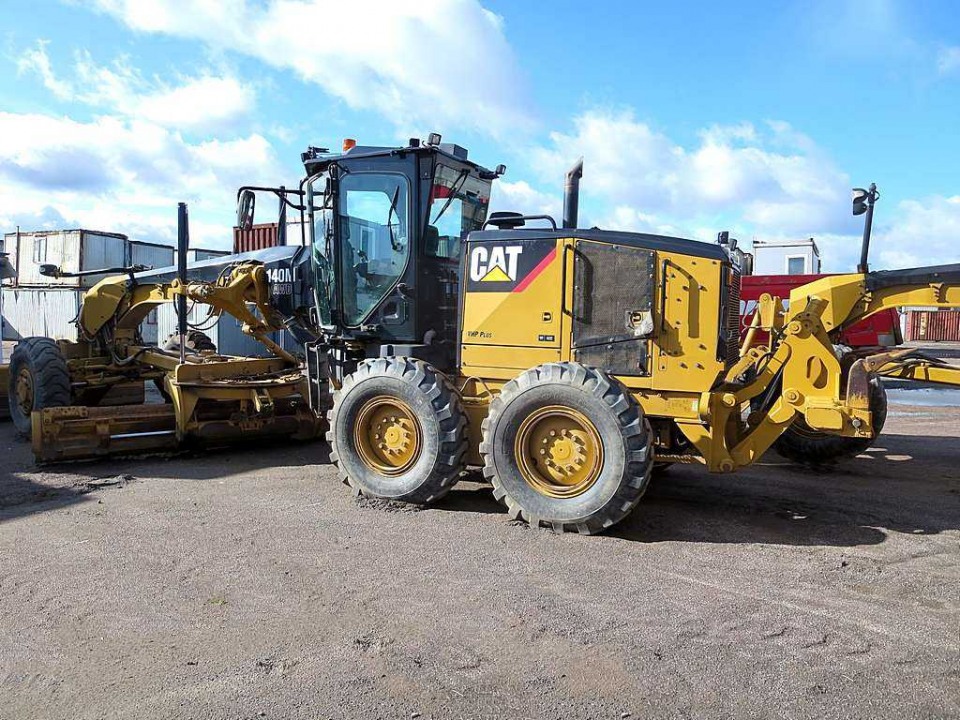 Caterpillar 140M AWD  2020 года