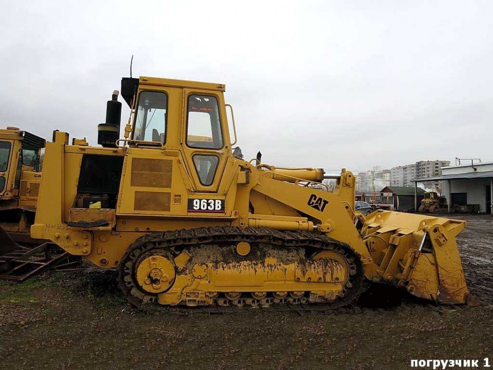  Погрузчик фронтальный Caterpillar 963B  1997 года