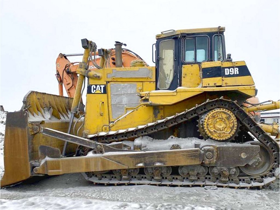  Бульдозер Caterpillar D9R  2003 года