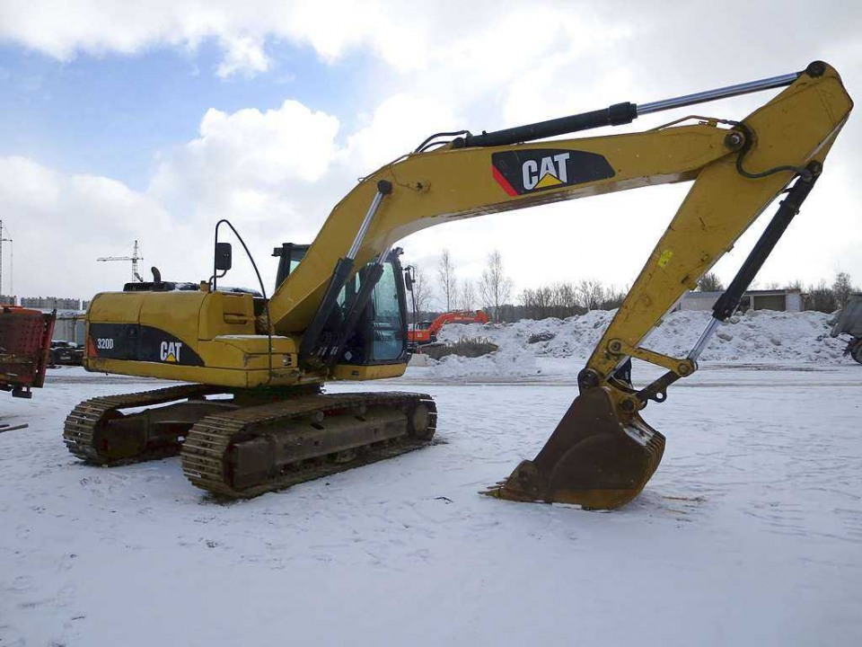  Экскаватор Caterpillar CAT 320D  2012 года