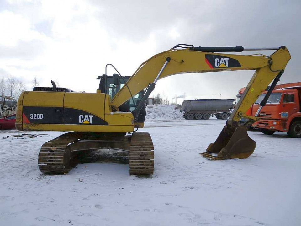  Экскаватор Caterpillar CAT 320D  2012 года