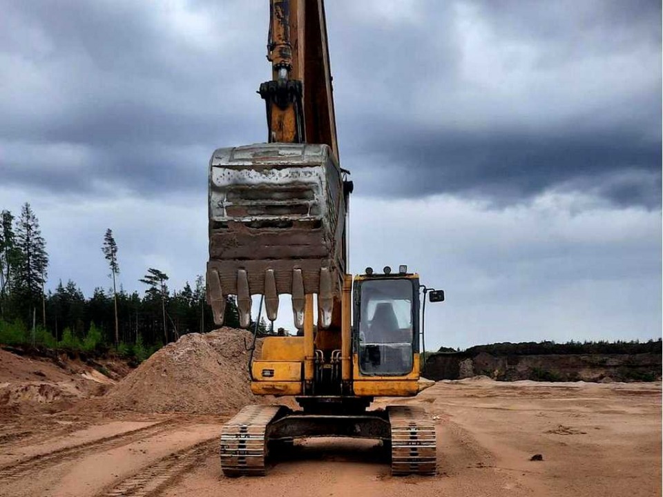  KOMATSU 220-7  2007 года