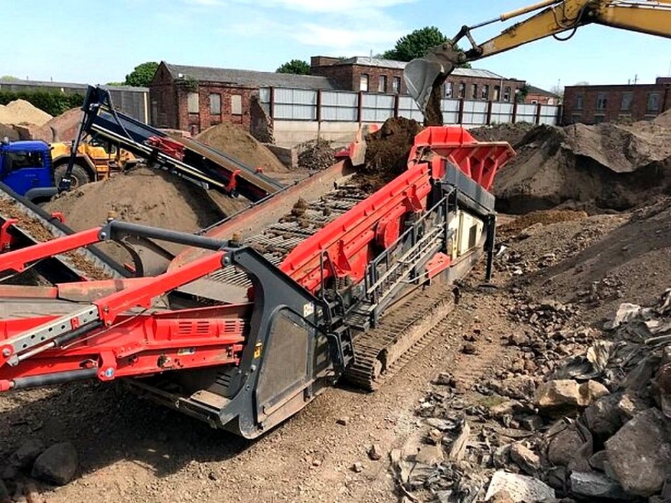  Грохот SANDVIK QE 441  2016 года