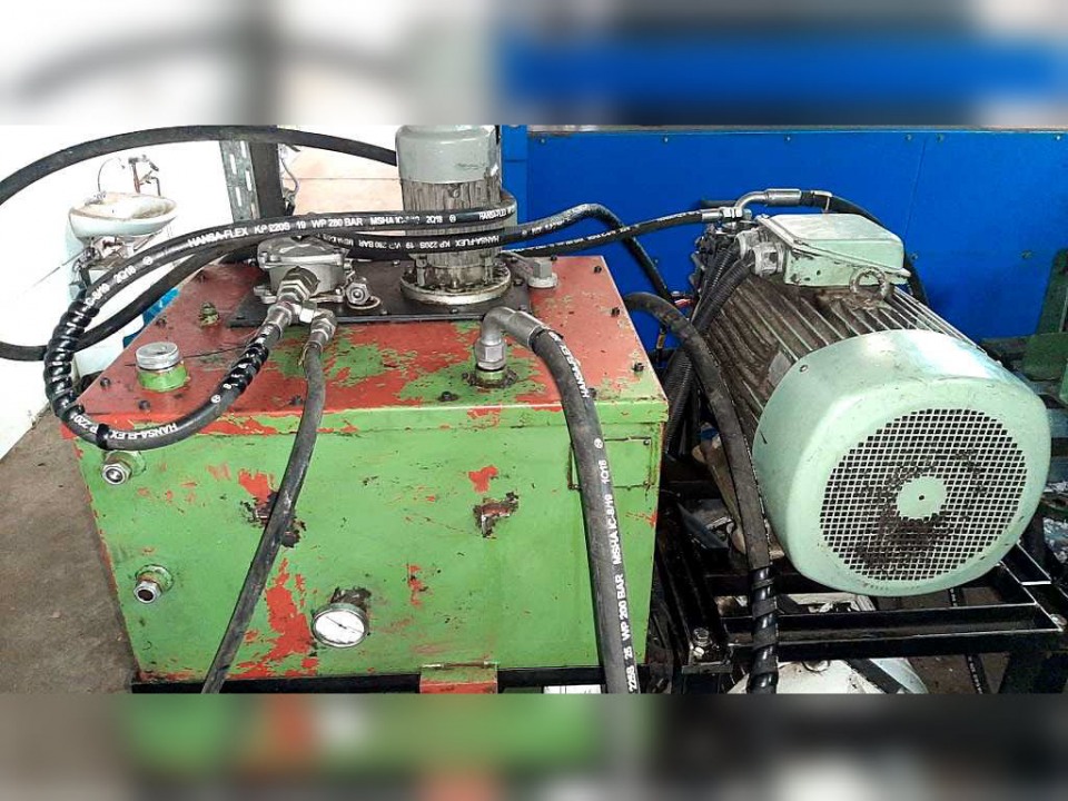  Шредер ERDWICH M480  2000 года