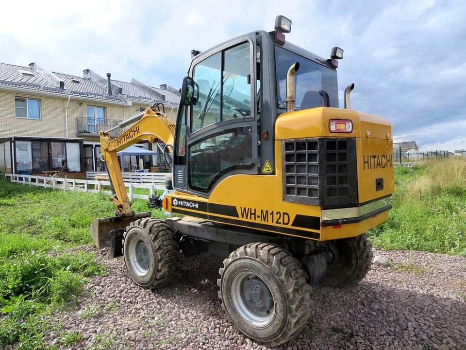  Самосвал  Мини экскаватор HITACHI12  1992 года