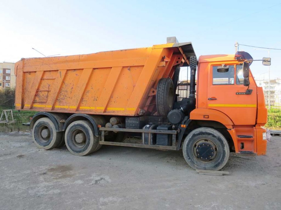  Самосвал Камаз 6520  2014 года