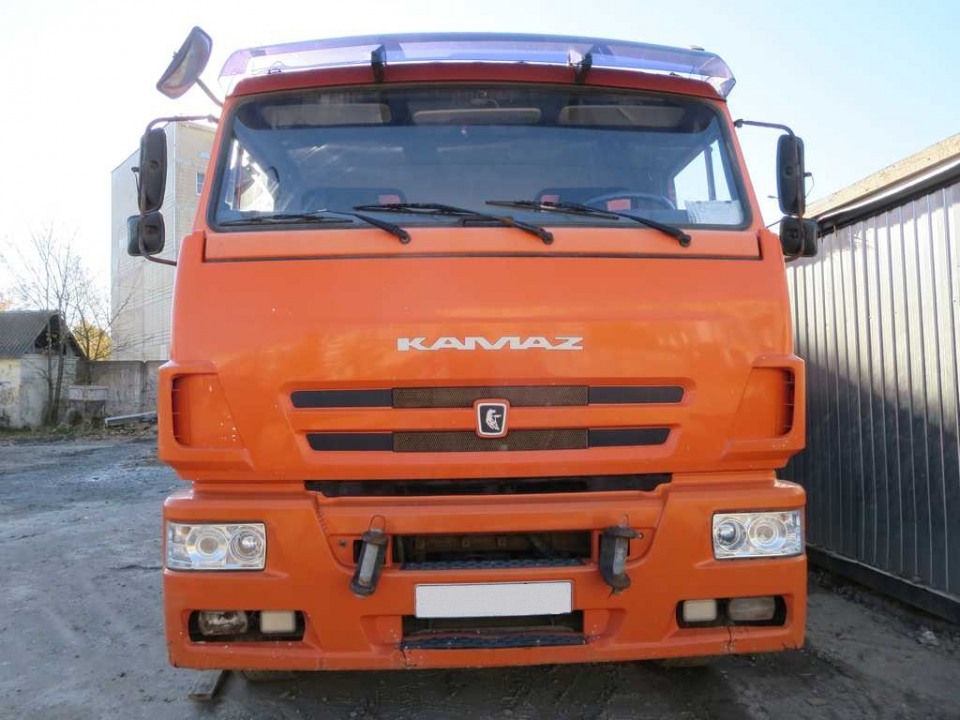  Самосвал Камаз 6520  2014 года