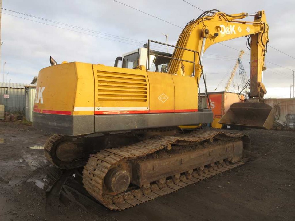  Экскаватор  Гусеничный экскаватор OK6  1998 года