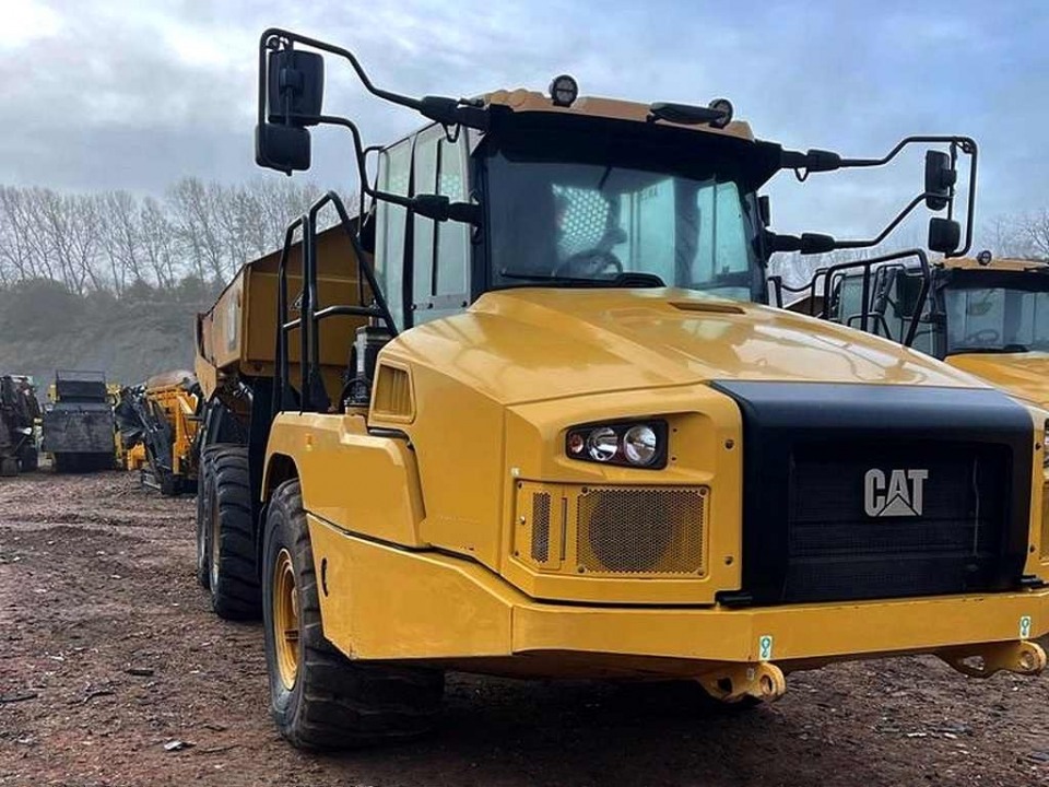  Самосвал CAT Думпер CAT 730  2021 года