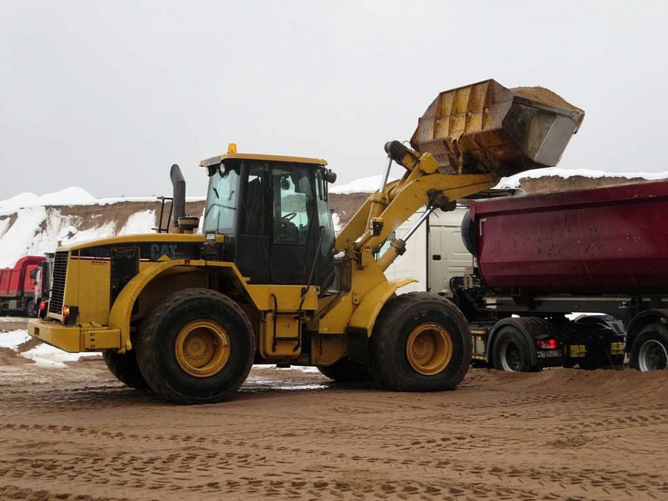  Погрузчик фронтальный Caterpillar 950 GII  2005 года