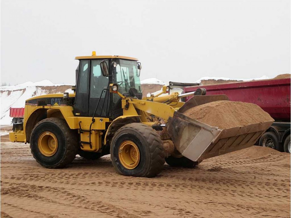  Погрузчик фронтальный Caterpillar 950 GII  2005 года