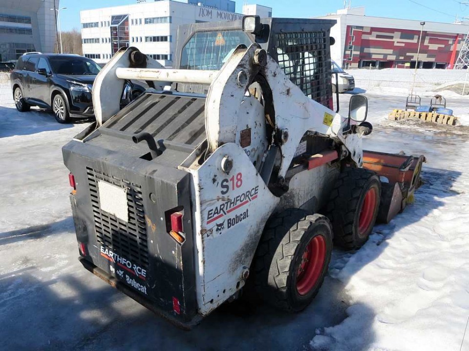  Погрузчик  Минипогрузчик BOBCAT S18  2019 года