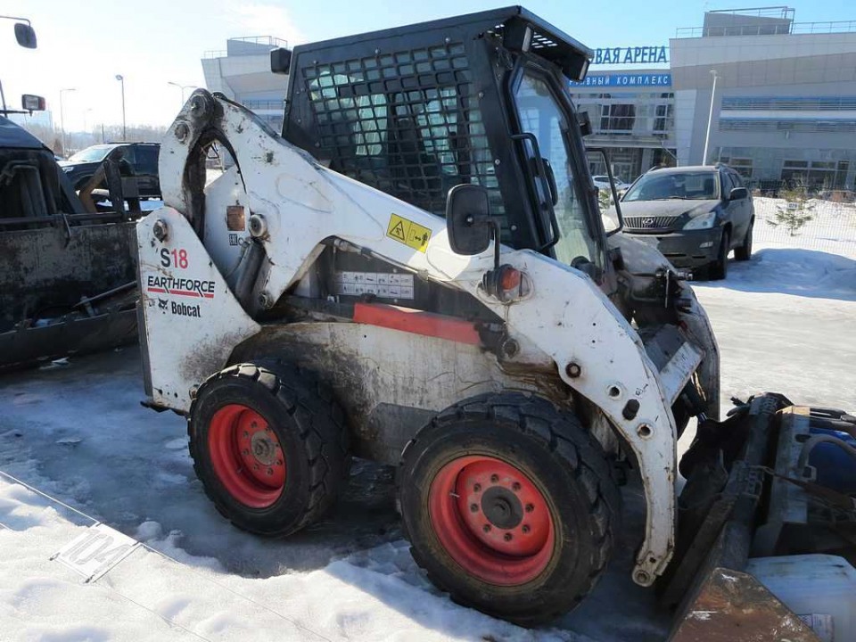  Погрузчик  Минипогрузчик BOBCAT S18  2019 года