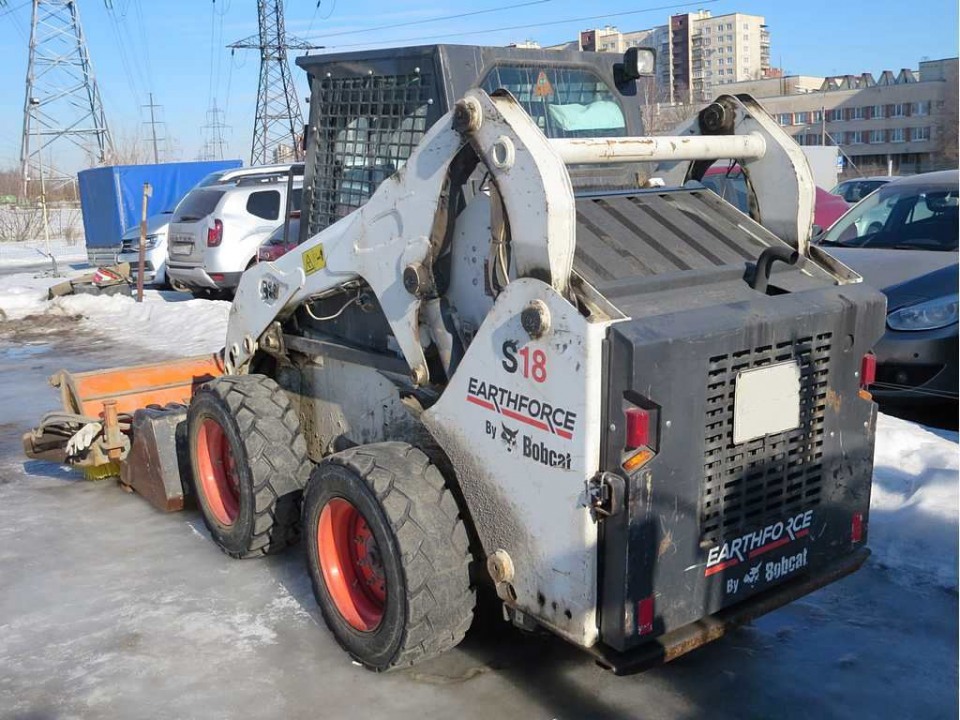  Погрузчик  Минипогрузчик BOBCAT S18  2019 года