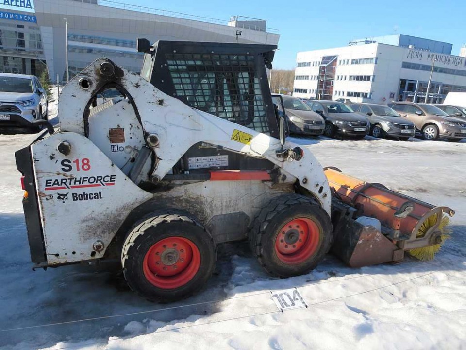  Погрузчик  Минипогрузчик BOBCAT S18  2019 года