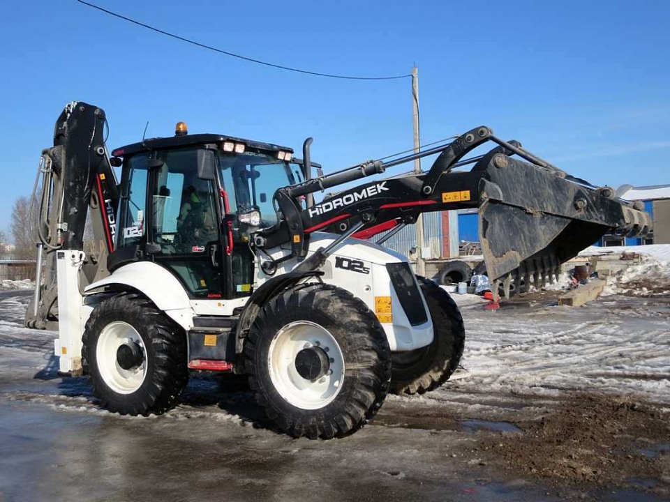  Экскаватор-погрузчик  HIDROMEK HMK 102 S  2022 года