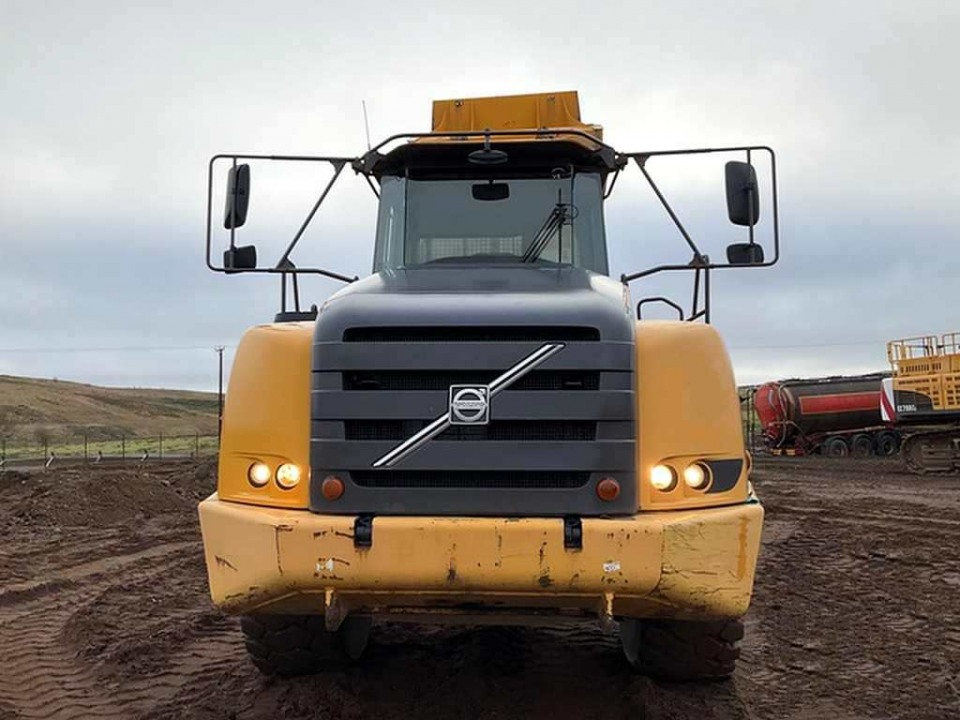  Думпер VOLVO 35  2008 года