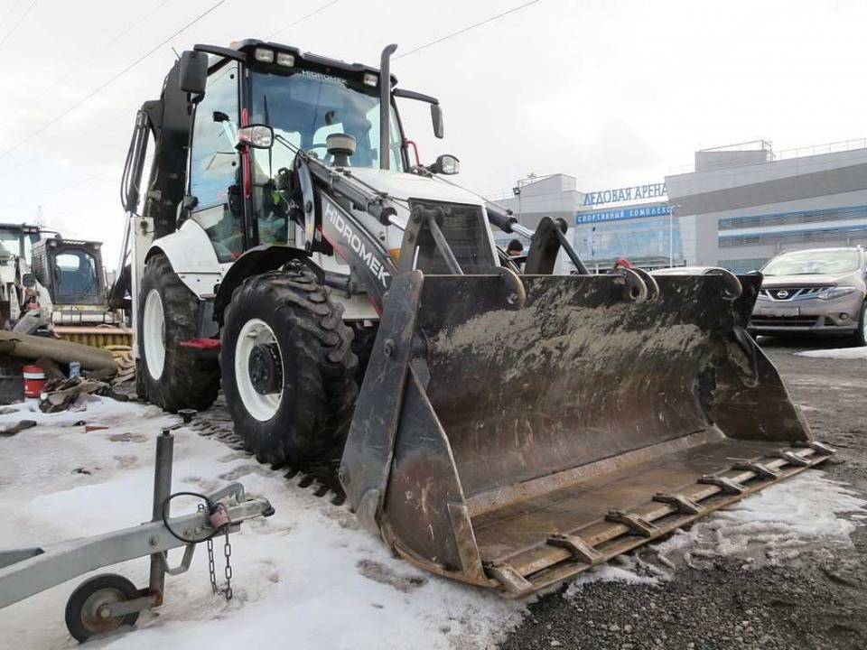 Экскаватор-погрузчик  HIDROMEK HMK 102 B ALPHA  2020 года