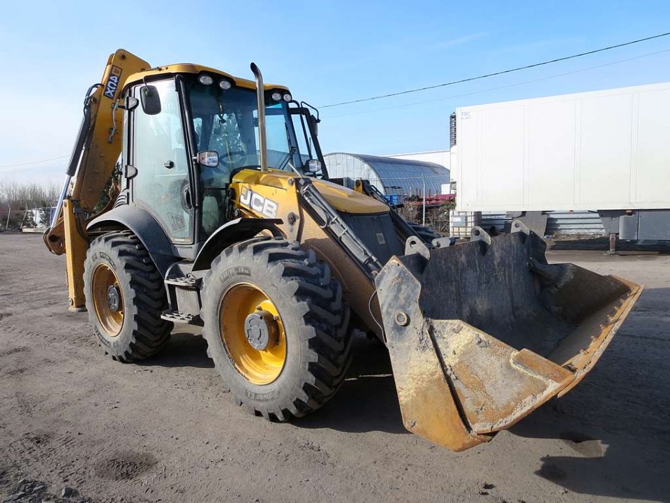  Экскаватор-погрузчик JCB 4CX  2019 года