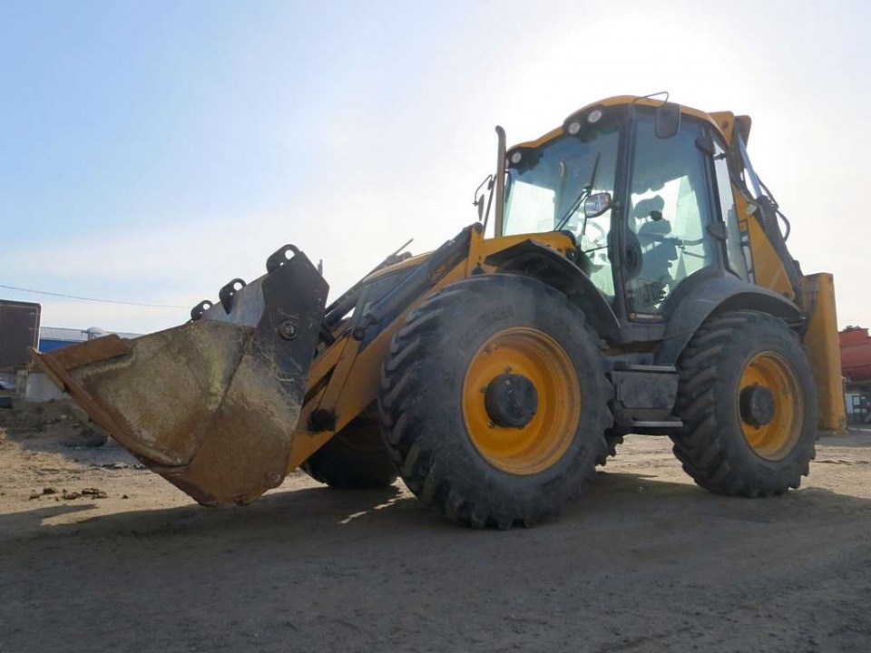  Экскаватор-погрузчик JCB 4CX  2019 года