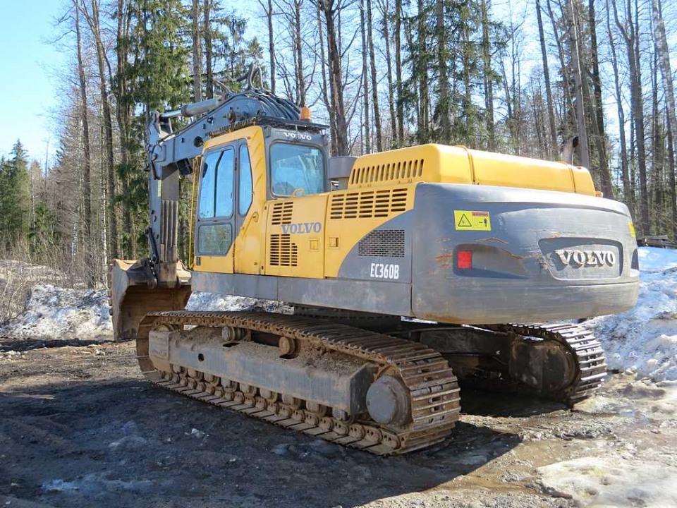  Экскаватор Volvo EC 360 BLC  2008 года