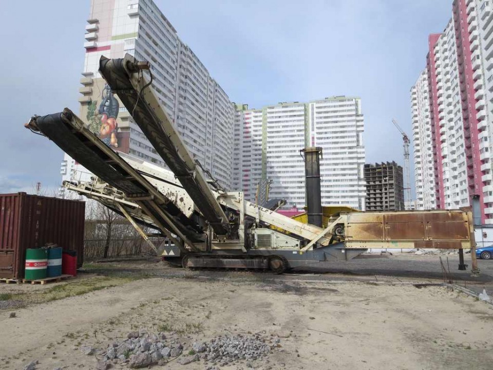  TEREX 694  2011 года