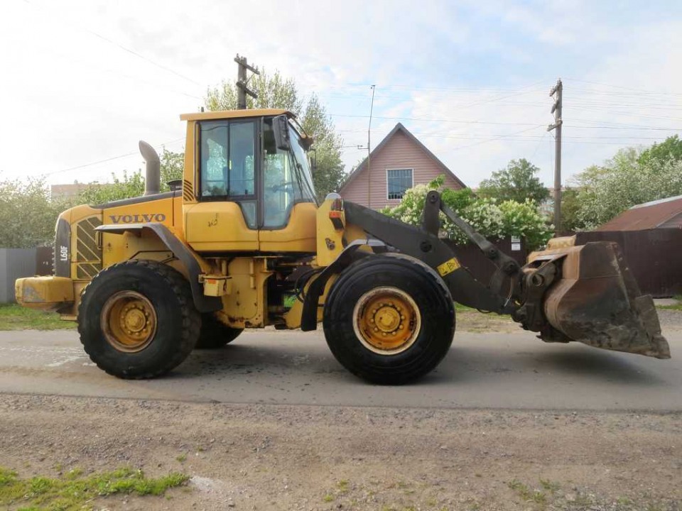  Погрузчик фронтальный Volvo L 60 F  2008 года