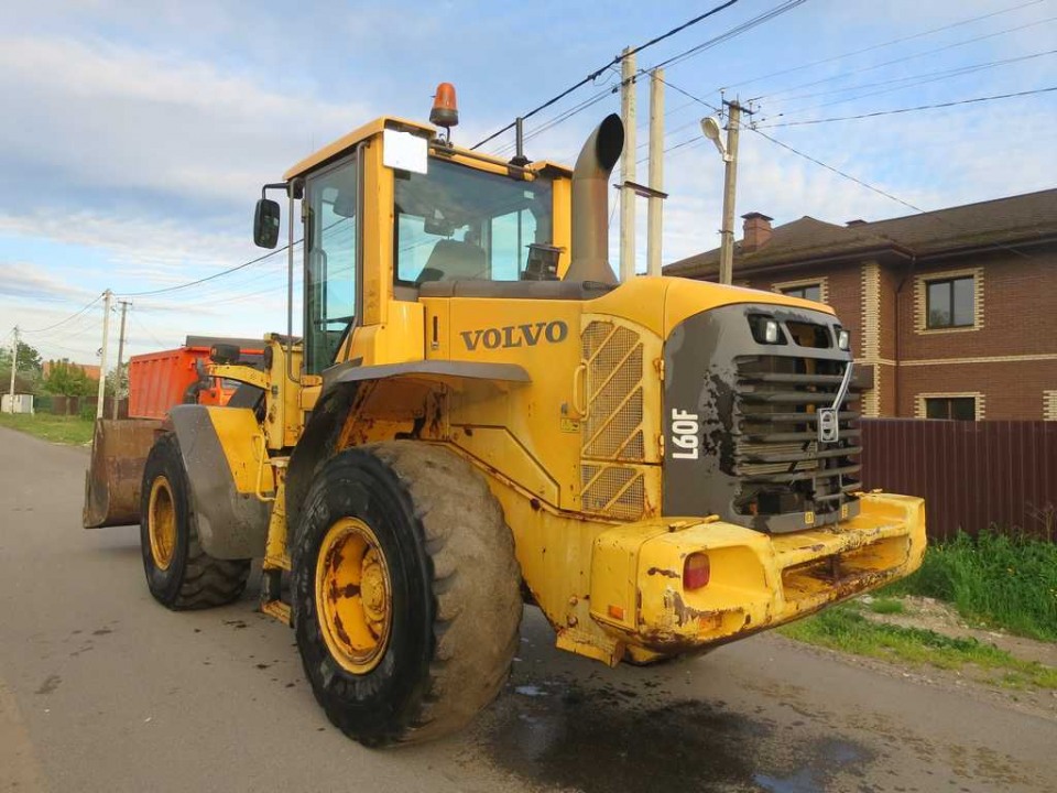  Погрузчик фронтальный Volvo L 60 F  2008 года