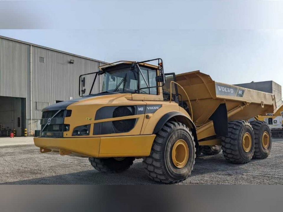  Самосвал  Думпер VOLVO A40 F  2015 года