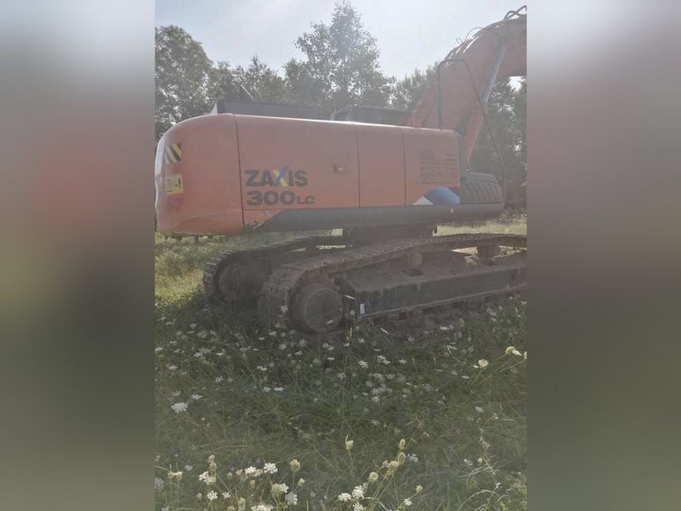  Экскаватор  HITACHI 300  2020 года