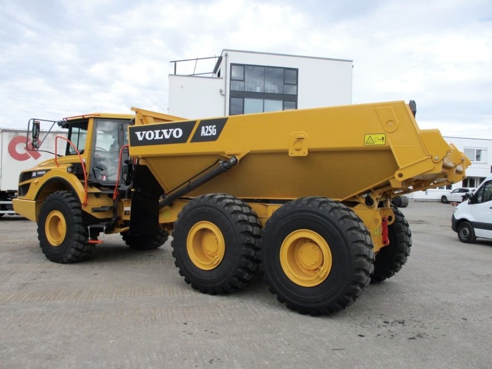  Думпер VOLVO 25  2022 года