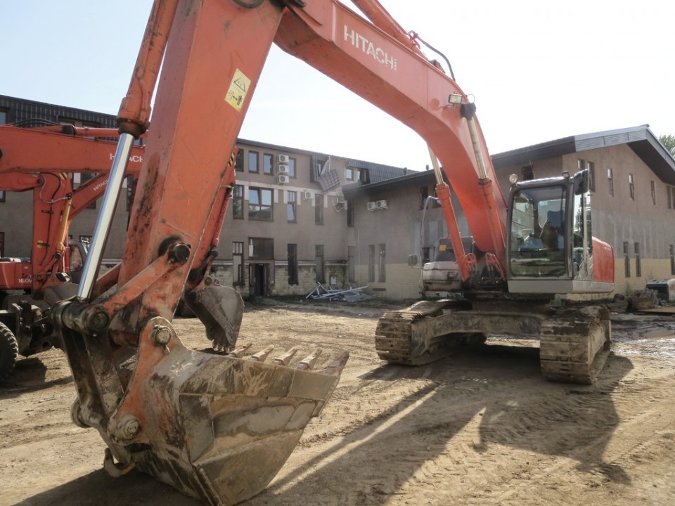  Экскаватор  HITACHI 330  2008 года