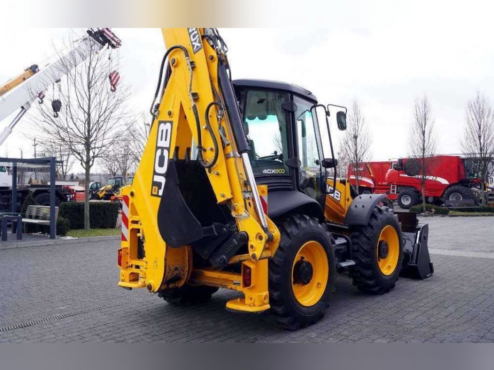  Экскаватор-погрузчик JCB 4CX  2020 года