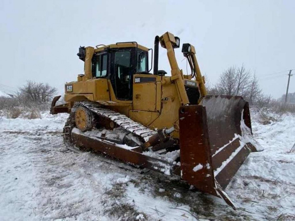  Бульдозер Caterpillar CAT D6R  2011 года