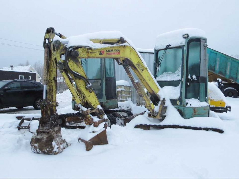  Миниэкскаватор YANMAR 35  2006 года