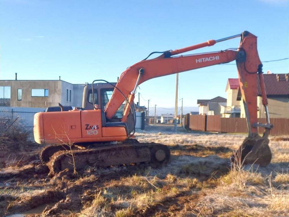  Экскаватор HITACHI 120  2007 года