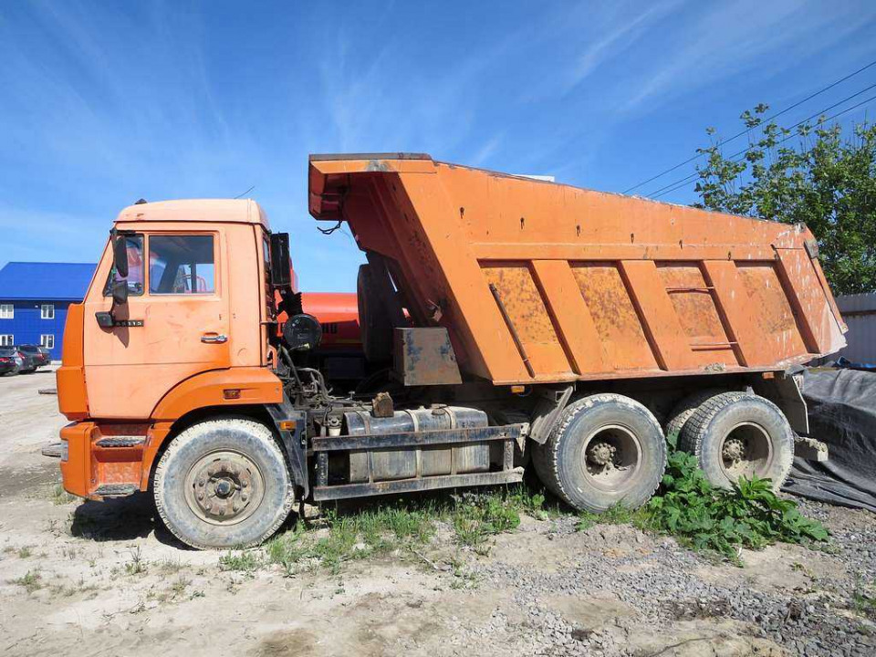  Самосвал Камаз 65115  2010 года