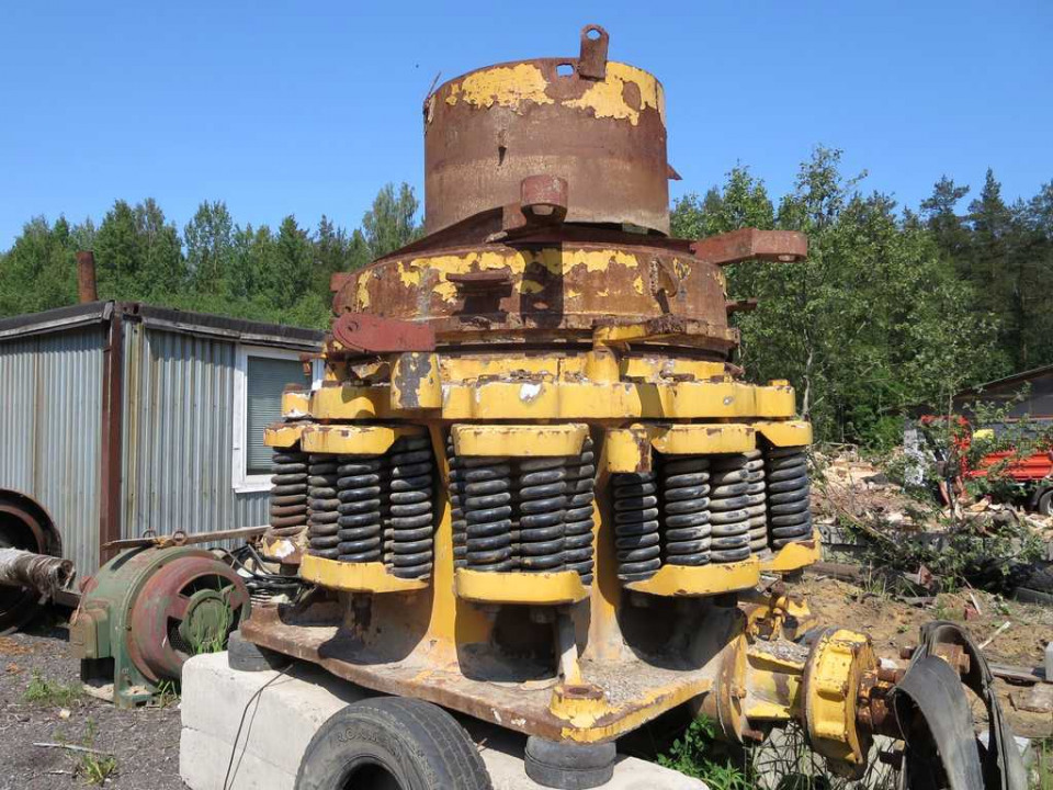 PYB 1200  2011 года