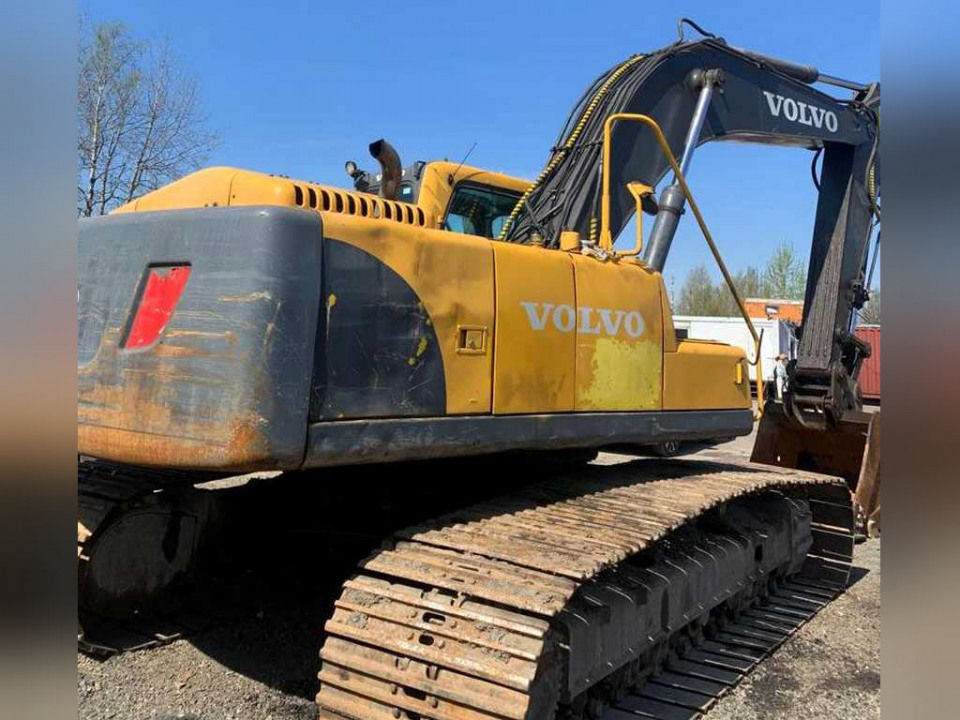  Экскаватор Volvo 290  2011 года