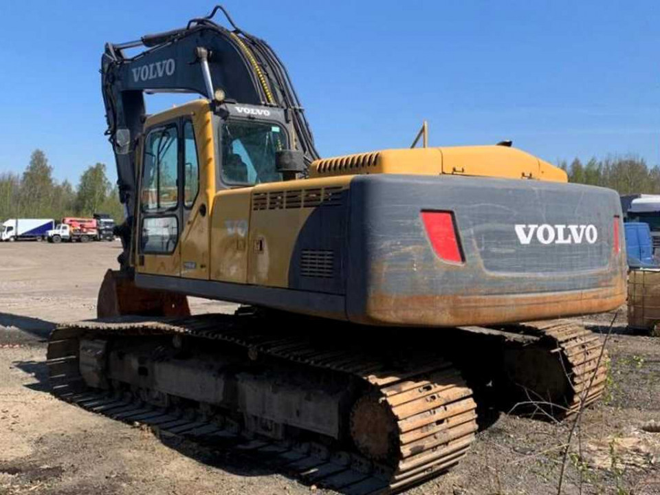  Экскаватор Volvo 290  2011 года