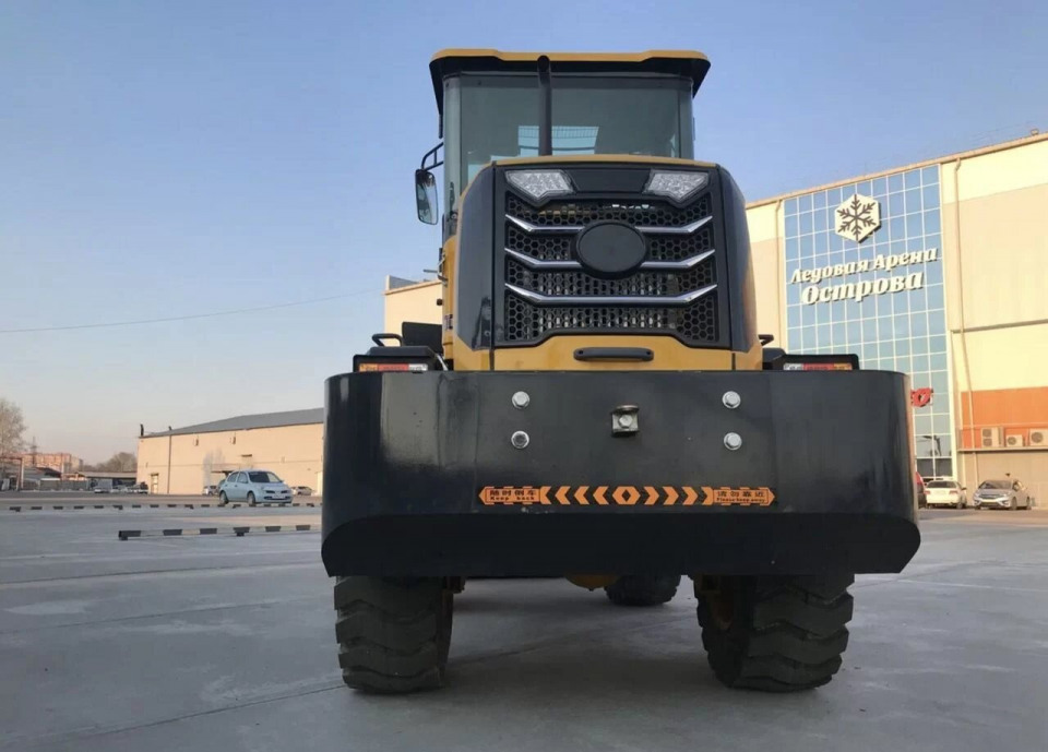  Погрузчик фронтальный  YUGONG ZL30  2023 года