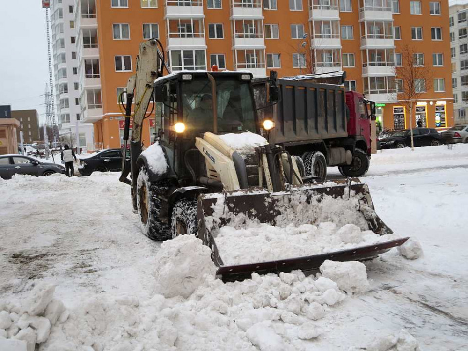  Экскаватор-погрузчик  RM - Terex TLB 825  2017 года