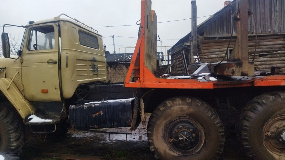 Урал 4320  2001 года