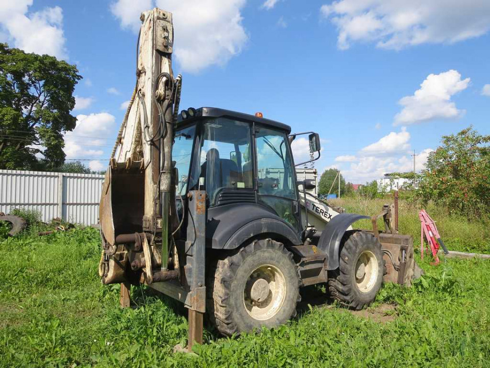  Экскаватор-погрузчик  TEREX 970 ELITE  2011 года