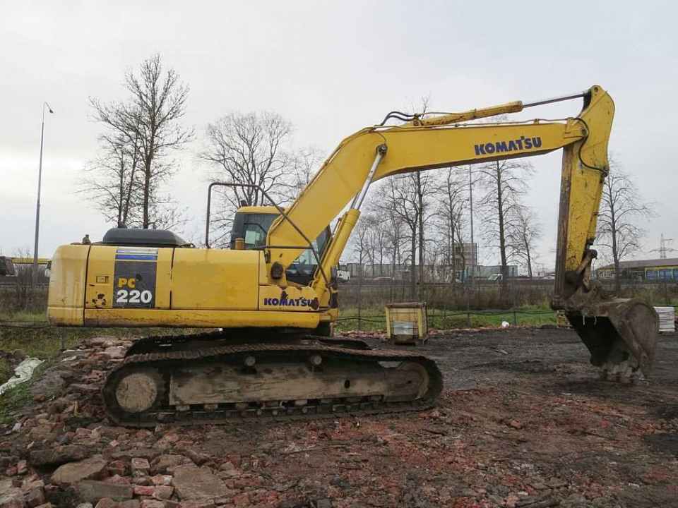  Экскаватор  KOMATSU PC 220-7  2007 года